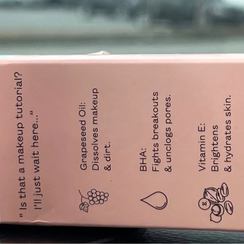 FRANK BODY Anti-Makeup Cleansing Oil - Picture 3 of 8